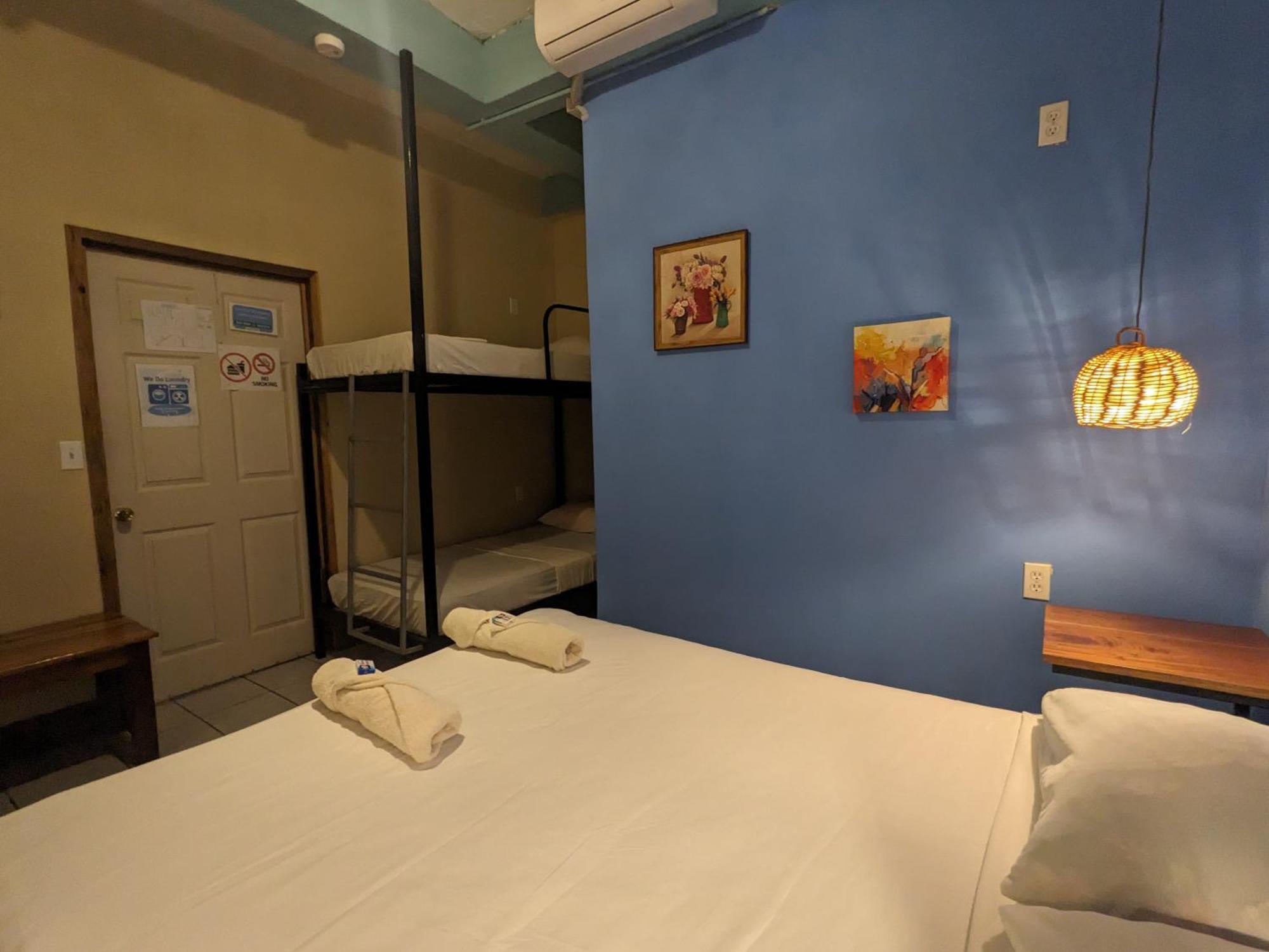 Kawoq Hostel 산 이그나시오 외부 사진